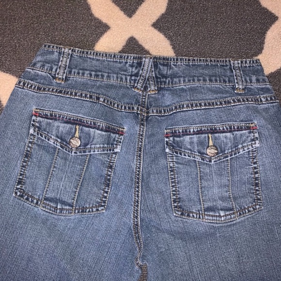 Cabi wide leg Capri jeans - Picture 5 of 5